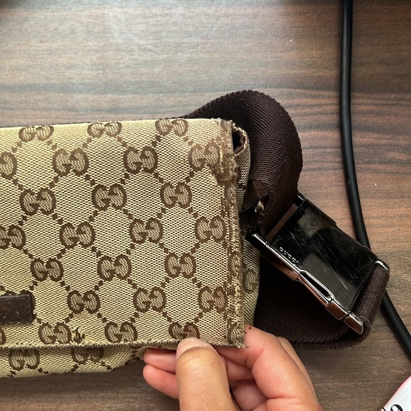 Authentic Gucci monogrammed Bumbag - Picture 10 of 17